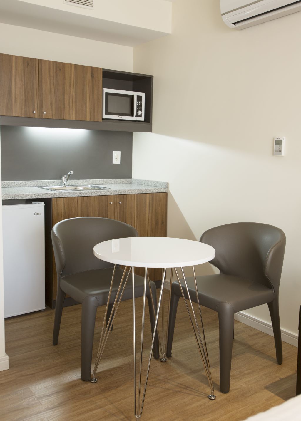 Regency Way Montevideo Hotel Ngoại thất bức ảnh
