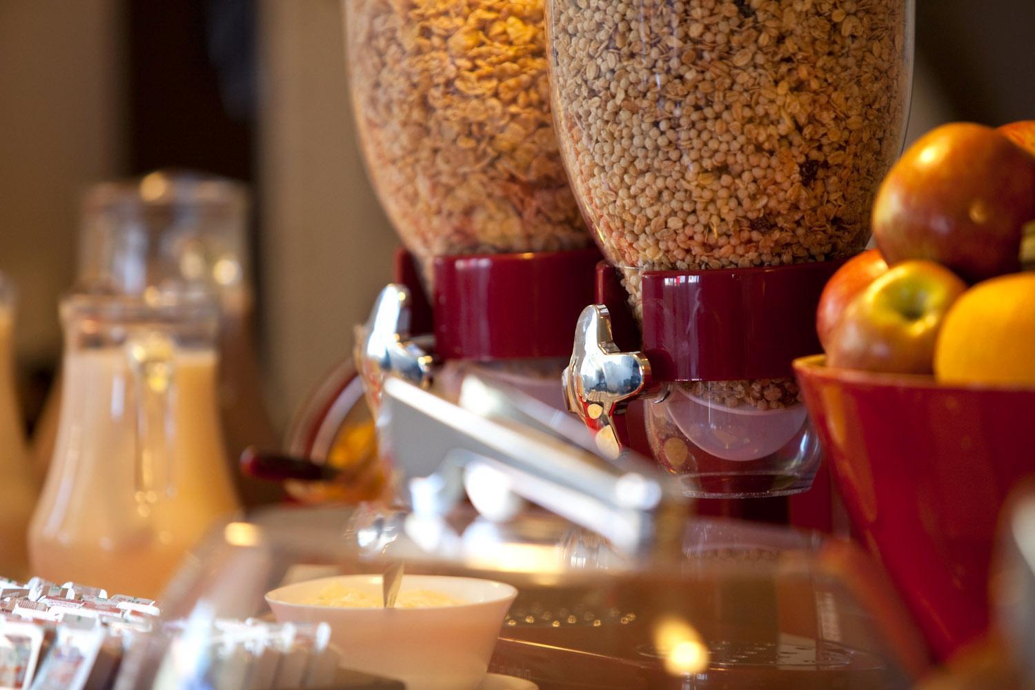 Regency Way Montevideo Hotel Ngoại thất bức ảnh